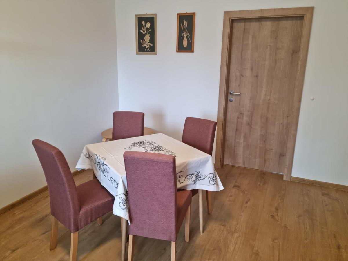 Apartment Nh12 Bratislava Luaran gambar
