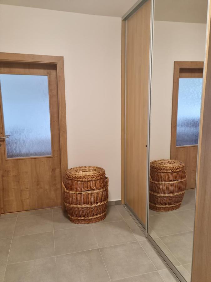 Apartment Nh12 Bratislava Luaran gambar